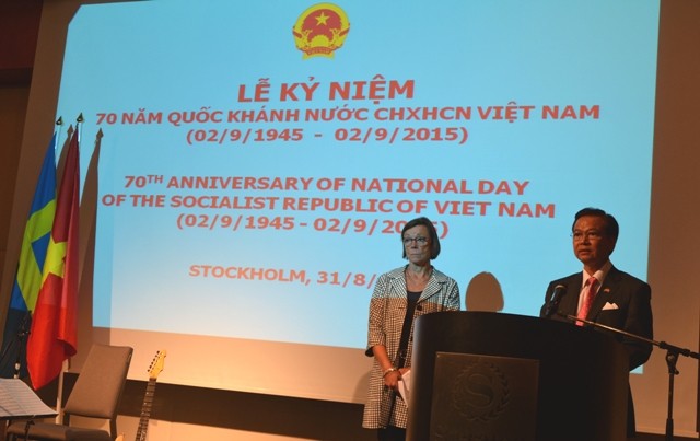 Đại sứ quán Việt Nam tại Thụy Điển tổ chức Lễ kỷ niệm 70 năm Quốc khánh nước CHXHCN Việt Nam - ảnh 2